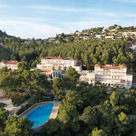 Studio 4 Personnes Copropriete Pas Frais De Menage Hyeres Luaran gambar