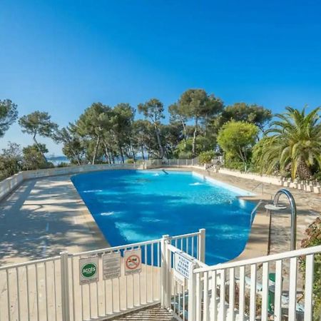 Studio 4 Personnes Copropriete Pas Frais De Menage Hyeres Luaran gambar
